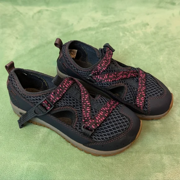 Kid's Odyssey by Chaco Size 1 - Picture 2 of 5
